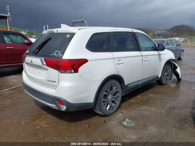 Photo 3 VIN: JA4AZ2A36HZ038090 - MITSUBISHI OUTLANDER 