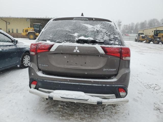 Photo 5 VIN: JA4AZ2A36JZ008481 - MITSUBISHI OUTLANDER 