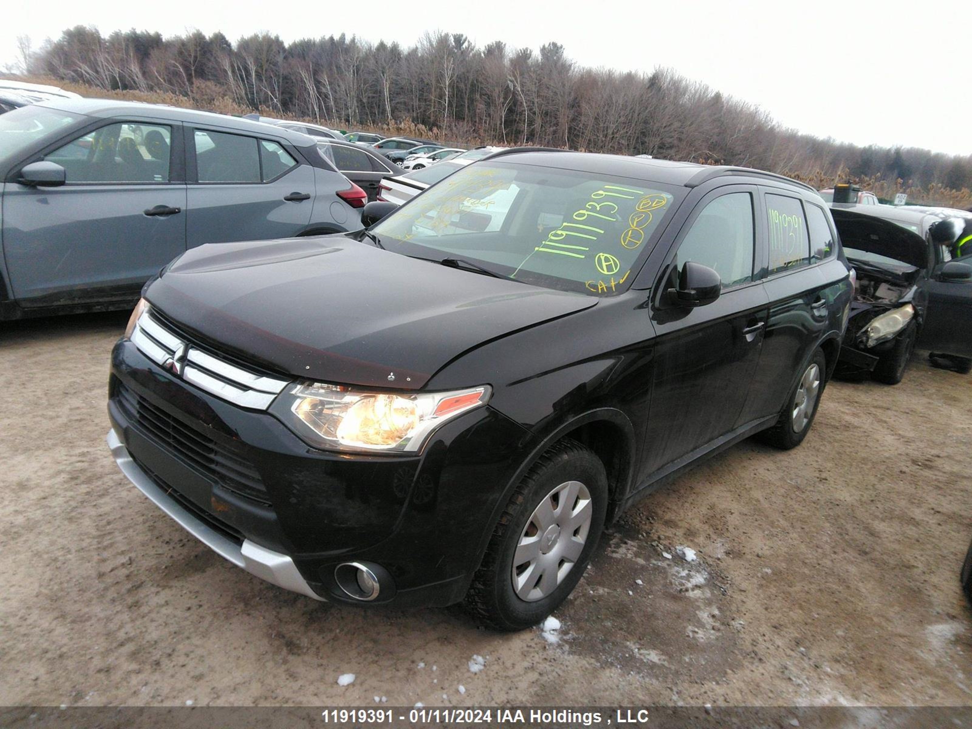 Photo 1 VIN: JA4AZ2A37FZ603671 - MITSUBISHI OUTLANDER 