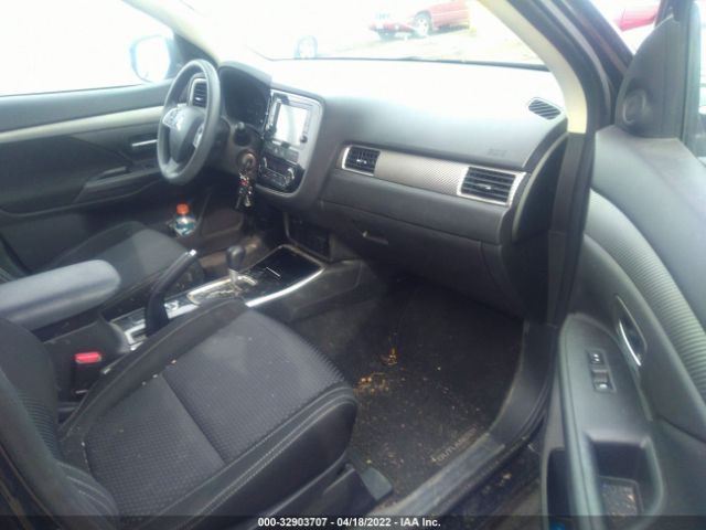 Photo 4 VIN: JA4AZ2A37JZ005802 - MITSUBISHI OUTLANDER 