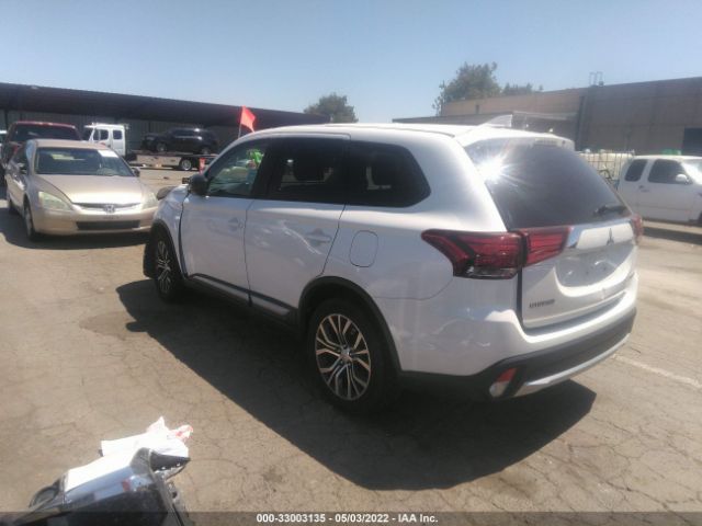 Photo 2 VIN: JA4AZ2A38HZ028208 - MITSUBISHI OUTLANDER 