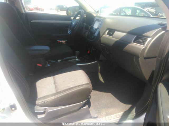 Photo 4 VIN: JA4AZ2A38HZ028208 - MITSUBISHI OUTLANDER 