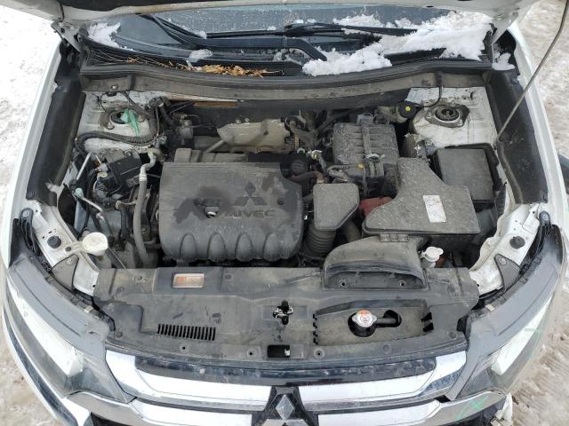 Photo 11 VIN: JA4AZ2A38HZ044988 - MITSUBISHI OUTLANDER 