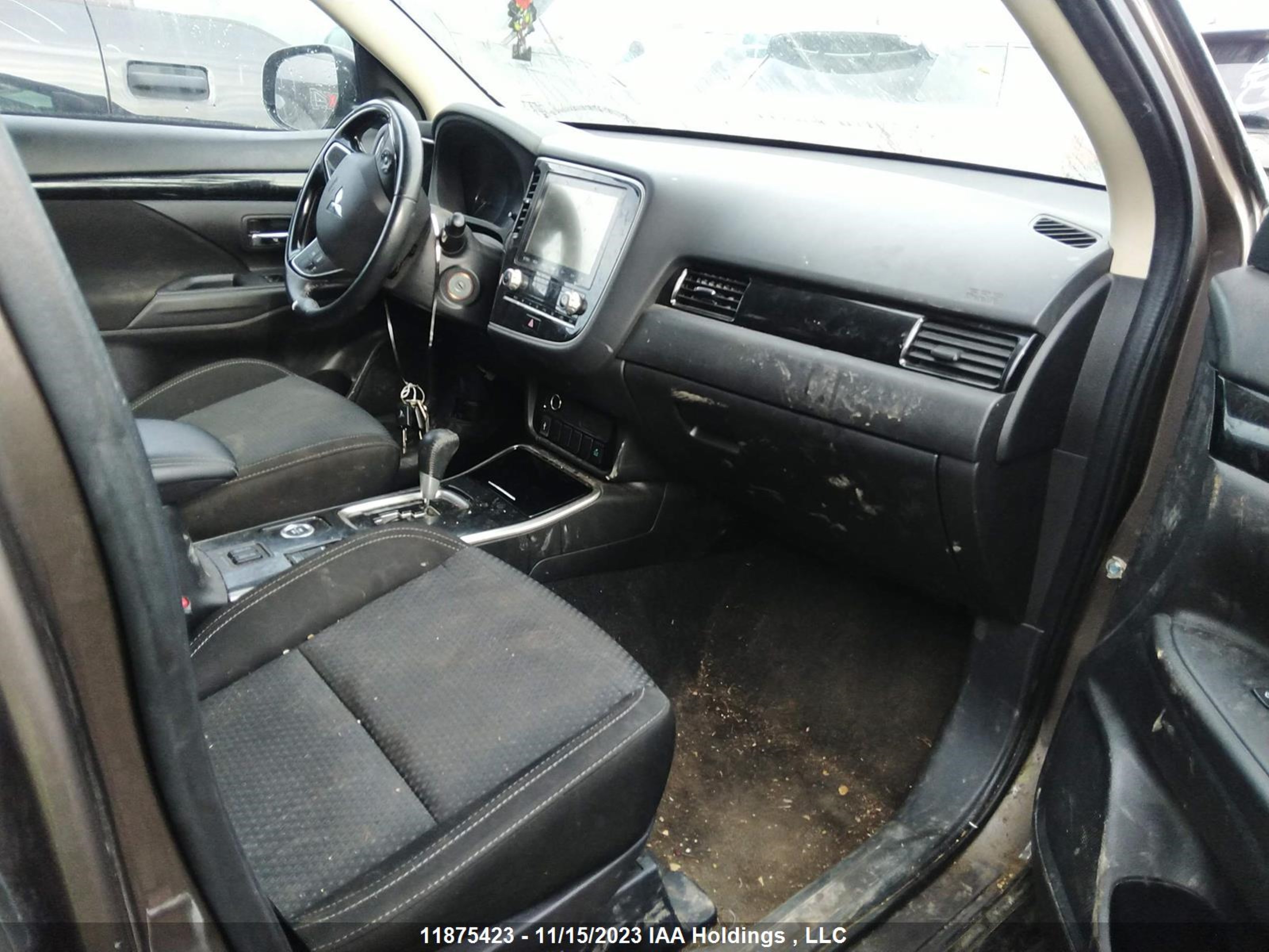 Photo 4 VIN: JA4AZ2A38LZ611726 - MITSUBISHI OUTLANDER 