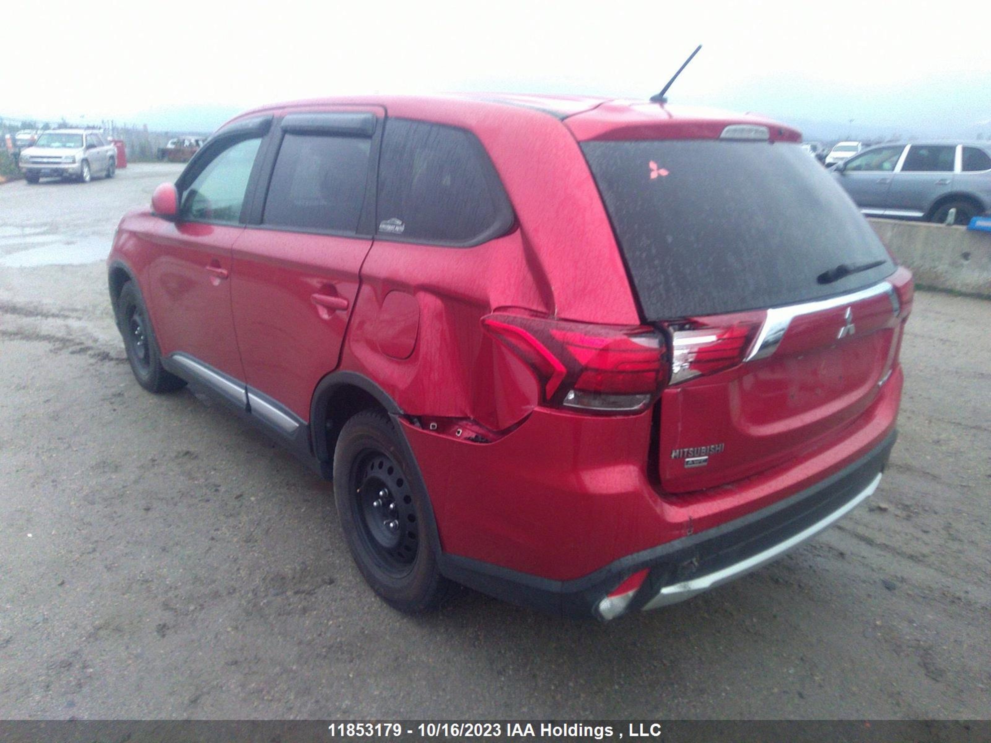 Photo 2 VIN: JA4AZ2A3XGZ606744 - MITSUBISHI OUTLANDER 