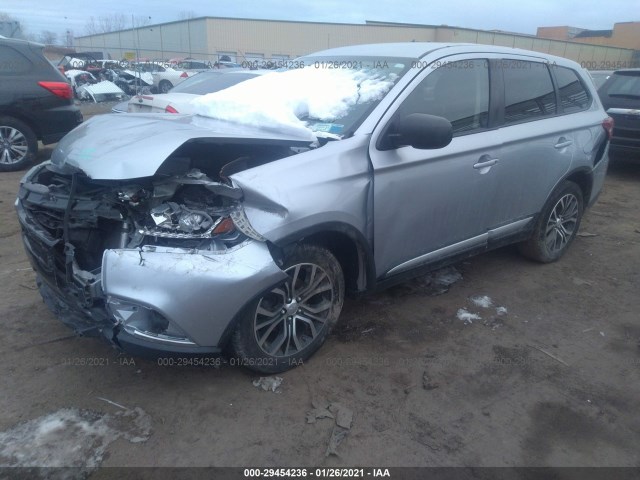 Photo 1 VIN: JA4AZ2A3XHZ022832 - MITSUBISHI OUTLANDER 