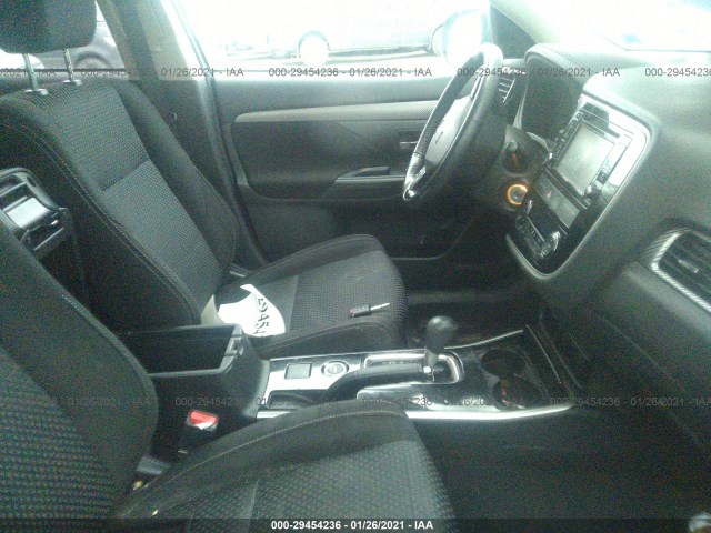 Photo 4 VIN: JA4AZ2A3XHZ022832 - MITSUBISHI OUTLANDER 