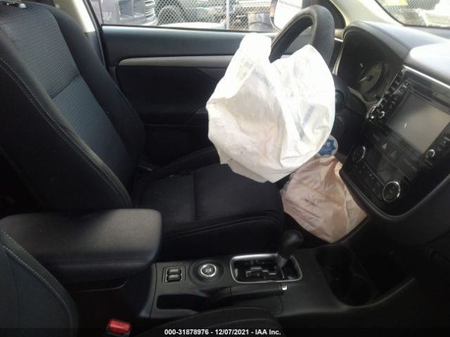 Photo 4 VIN: JA4AZ3A30GZ003047 - MITSUBISHI OUTLANDER 