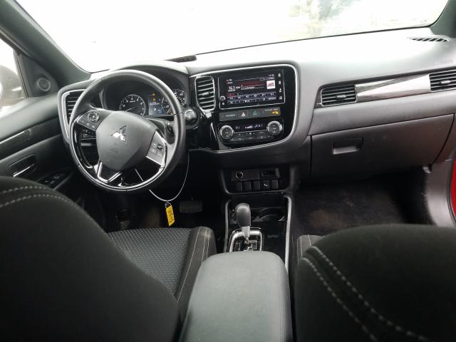 Photo 8 VIN: JA4AZ3A30JZ034046 - MITSUBISHI OUTLANDER 