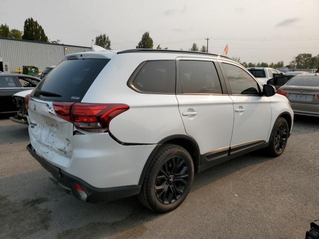 Photo 2 VIN: JA4AZ3A30JZ045449 - MITSUBISHI OUTLANDER 