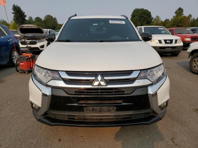 Photo 4 VIN: JA4AZ3A30JZ045449 - MITSUBISHI OUTLANDER 