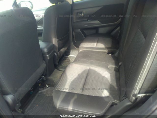 Photo 7 VIN: JA4AZ3A30JZ053972 - MITSUBISHI OUTLANDER 