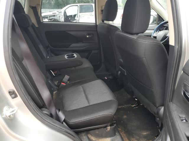 Photo 9 VIN: JA4AZ3A30JZ057343 - MITSUBISHI OUTLANDER 