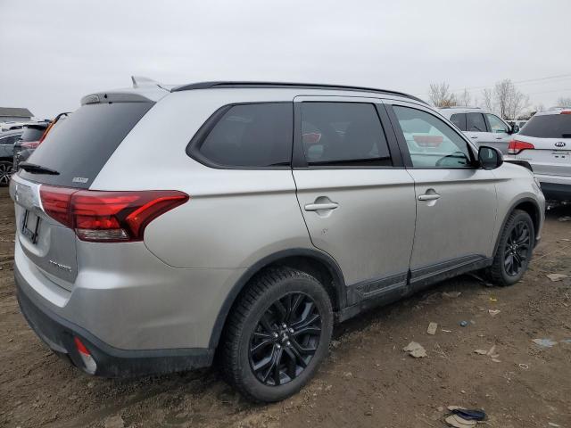 Photo 2 VIN: JA4AZ3A30JZ063238 - MITSUBISHI OUTLANDER 