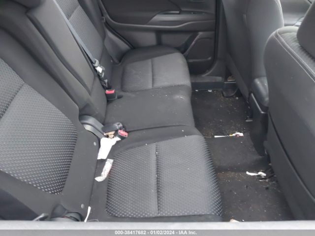 Photo 7 VIN: JA4AZ3A30JZ066799 - MITSUBISHI OUTLANDER 