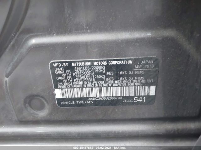 Photo 8 VIN: JA4AZ3A30JZ066799 - MITSUBISHI OUTLANDER 