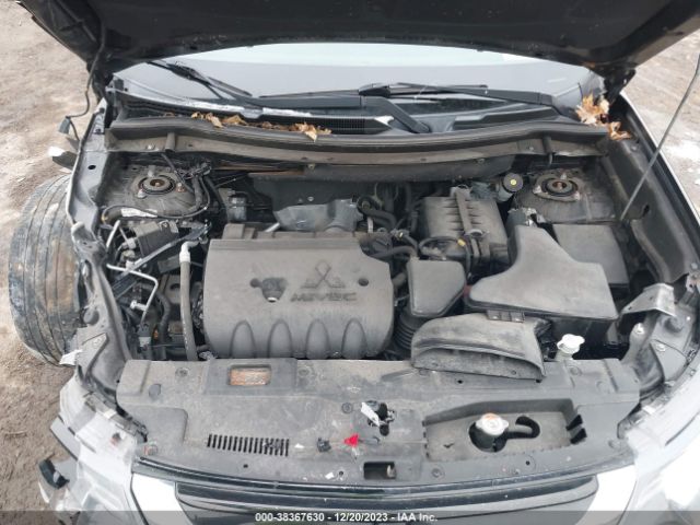 Photo 9 VIN: JA4AZ3A30JZ069363 - MITSUBISHI OUTLANDER 