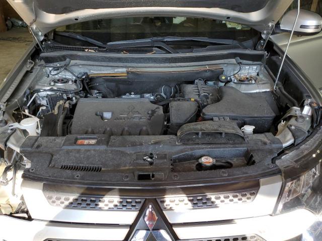 Photo 11 VIN: JA4AZ3A30KZ005888 - MITSUBISHI OUTLANDER 