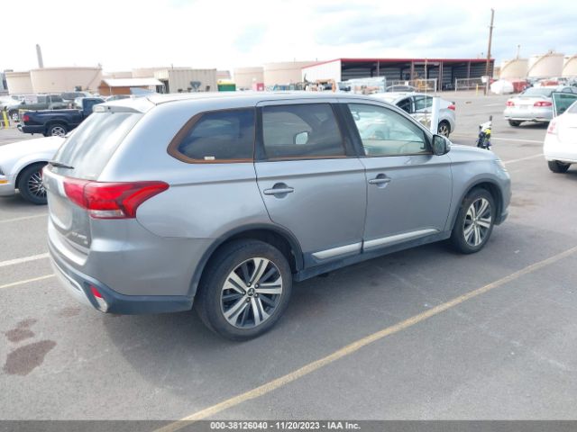 Photo 3 VIN: JA4AZ3A30KZ026868 - MITSUBISHI OUTLANDER 