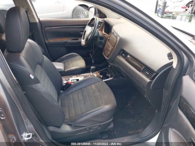 Photo 4 VIN: JA4AZ3A30KZ026868 - MITSUBISHI OUTLANDER 