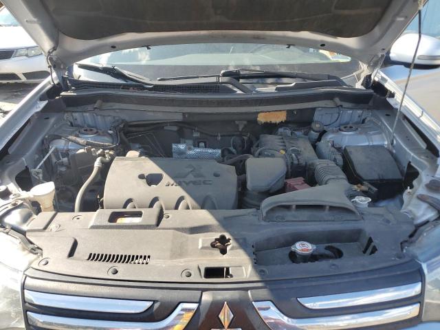 Photo 11 VIN: JA4AZ3A31EZ008657 - MITSUBISHI OUTLANDER 