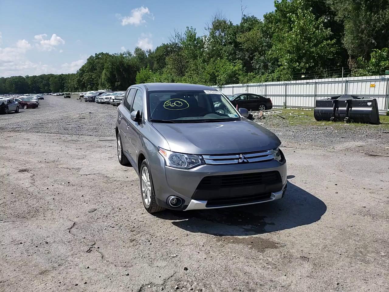 Photo 10 VIN: JA4AZ3A31FZ008000 - MITSUBISHI OUTLANDER 