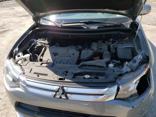 Photo 6 VIN: JA4AZ3A31FZ008000 - MITSUBISHI OUTLANDER 