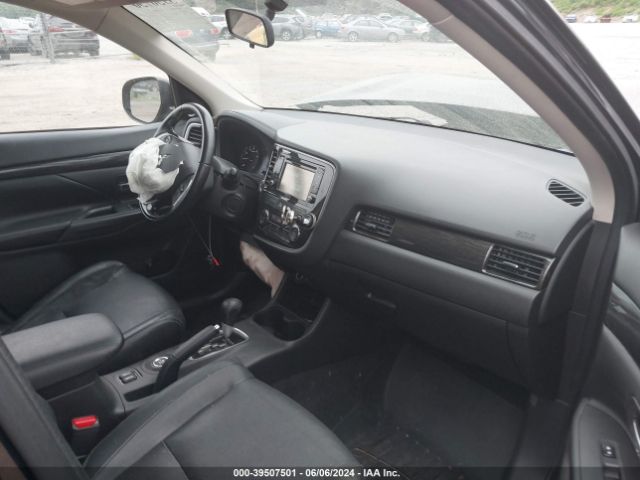 Photo 4 VIN: JA4AZ3A31GZ017524 - MITSUBISHI OUTLANDER 