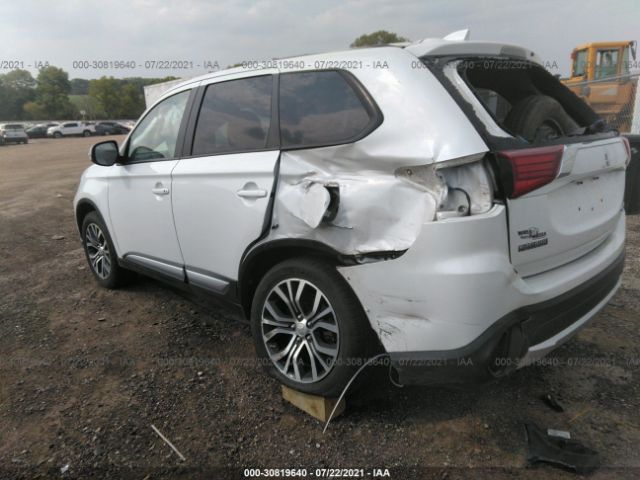 Photo 2 VIN: JA4AZ3A31HZ045258 - MITSUBISHI OUTLANDER 