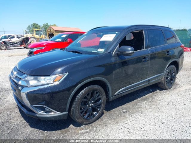 Photo 1 VIN: JA4AZ3A31JZ027557 - MITSUBISHI OUTLANDER 