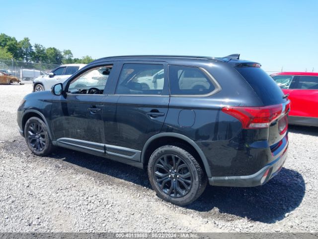 Photo 2 VIN: JA4AZ3A31JZ027557 - MITSUBISHI OUTLANDER 