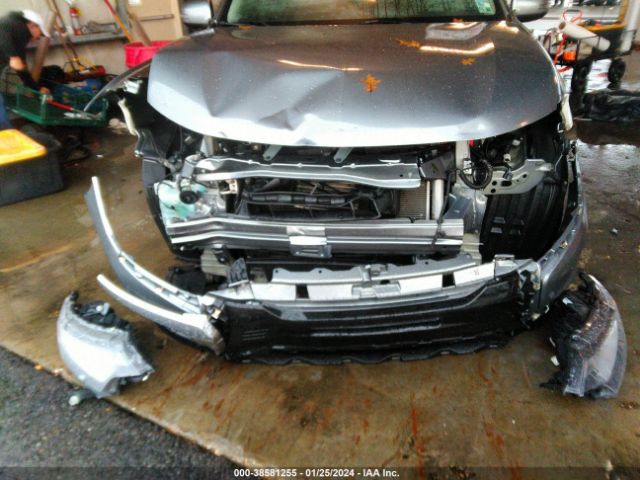 Photo 5 VIN: JA4AZ3A31KZ041525 - MITSUBISHI OUTLANDER 