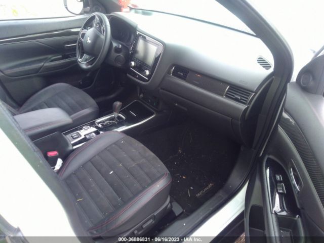 Photo 4 VIN: JA4AZ3A31LZ013211 - MITSUBISHI OUTLANDER 