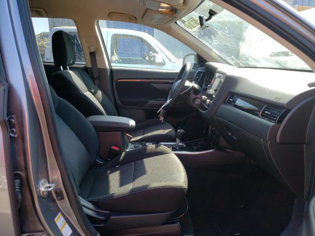 Photo 4 VIN: JA4AZ3A31LZ025973 - MITSUBISHI OUTLANDER 