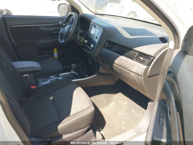 Photo 4 VIN: JA4AZ3A31LZ047293 - MITSUBISHI OUTLANDER 