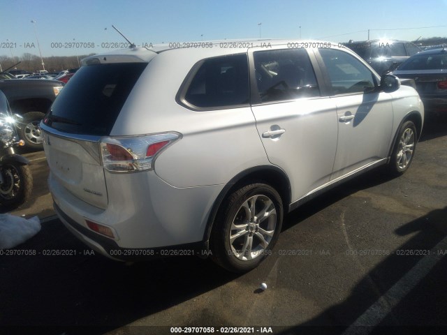 Photo 3 VIN: JA4AZ3A32FZ003386 - MITSUBISHI OUTLANDER 