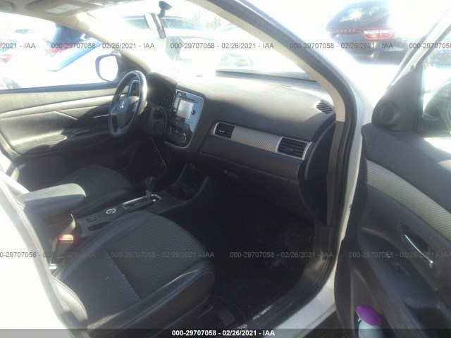 Photo 4 VIN: JA4AZ3A32FZ003386 - MITSUBISHI OUTLANDER 