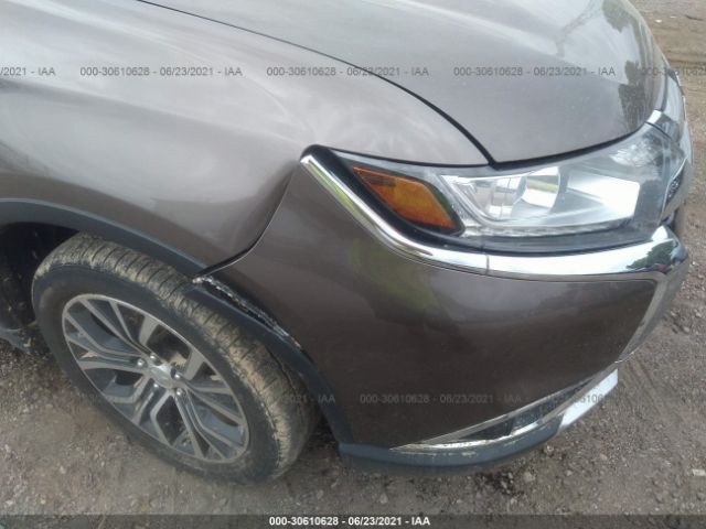 Photo 5 VIN: JA4AZ3A32GZ024806 - MITSUBISHI OUTLANDER 