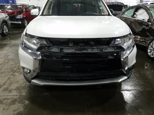 Photo 8 VIN: JA4AZ3A32HZ026332 - MITSUBISHI OUTLANDER 