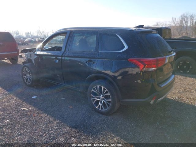 Photo 2 VIN: JA4AZ3A32HZ067642 - MITSUBISHI OUTLANDER 