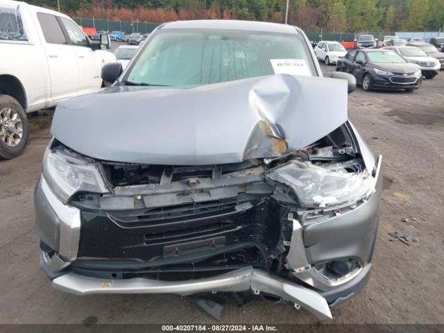 Photo 5 VIN: JA4AZ3A32JJ002469 - MITSUBISHI OUTLANDER 