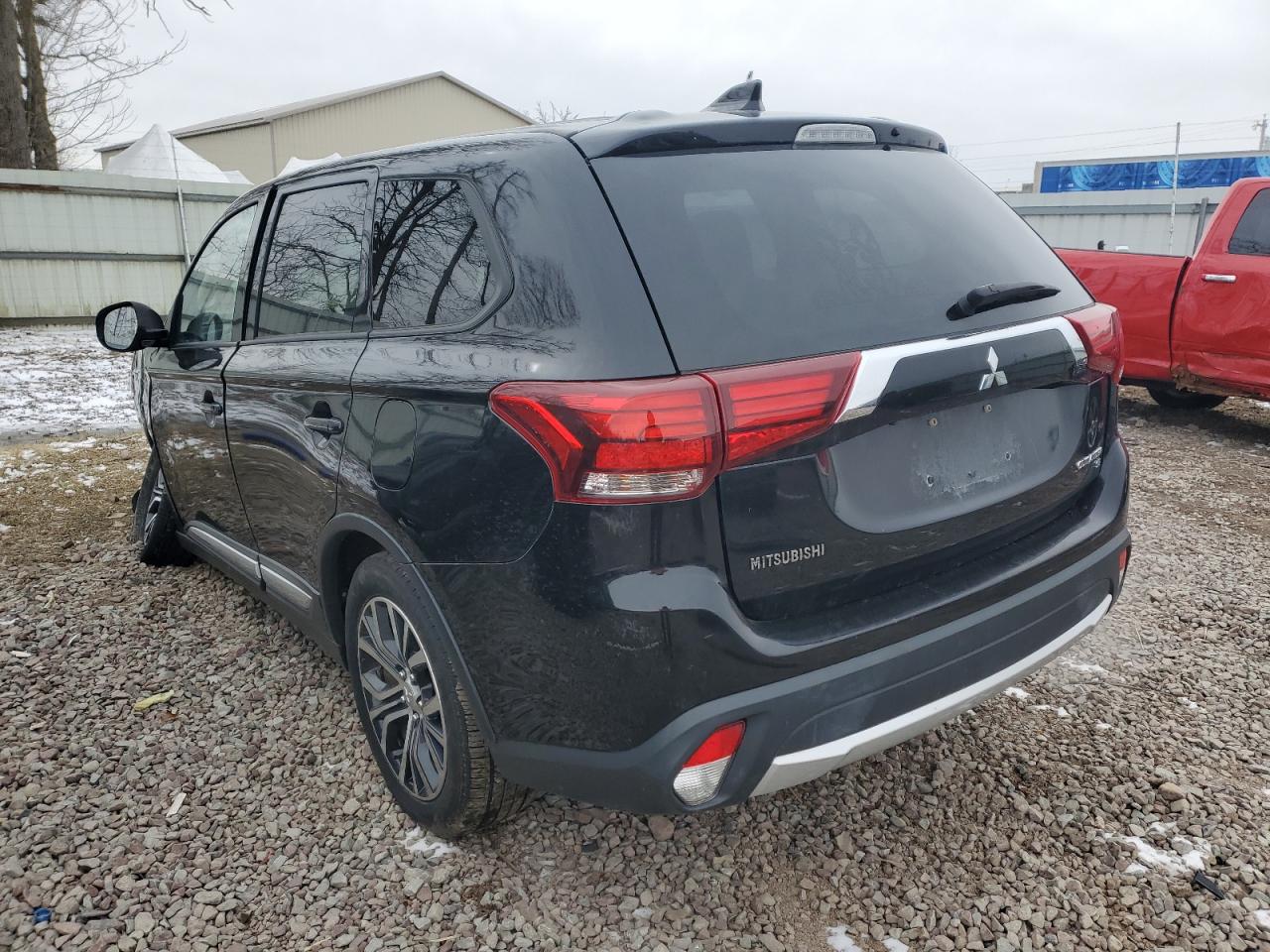 Photo 1 VIN: JA4AZ3A32JJ003492 - MITSUBISHI OUTLANDER 