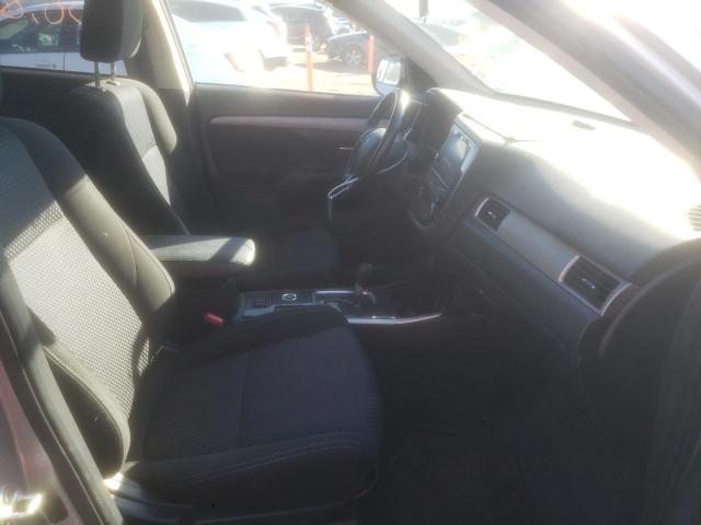 Photo 4 VIN: JA4AZ3A32JZ013151 - MITSUBISHI OUTLANDER 