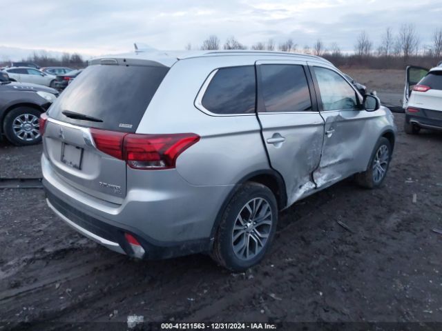 Photo 3 VIN: JA4AZ3A32JZ020973 - MITSUBISHI OUTLANDER 