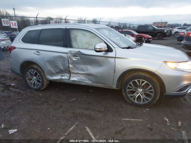 Photo 5 VIN: JA4AZ3A32JZ020973 - MITSUBISHI OUTLANDER 