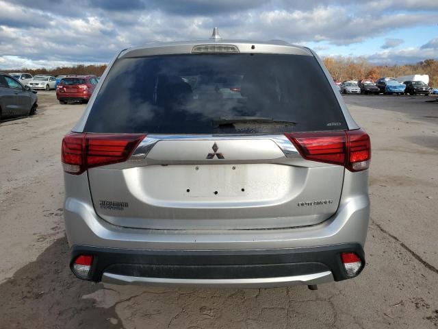 Photo 5 VIN: JA4AZ3A32JZ041368 - MITSUBISHI OUTLANDER 