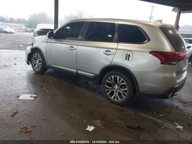 Photo 2 VIN: JA4AZ3A32JZ049129 - MITSUBISHI OUTLANDER 