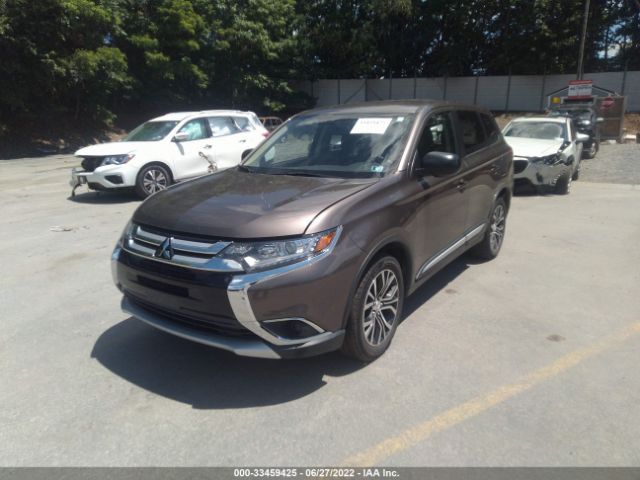 Photo 1 VIN: JA4AZ3A32JZ052127 - MITSUBISHI OUTLANDER 