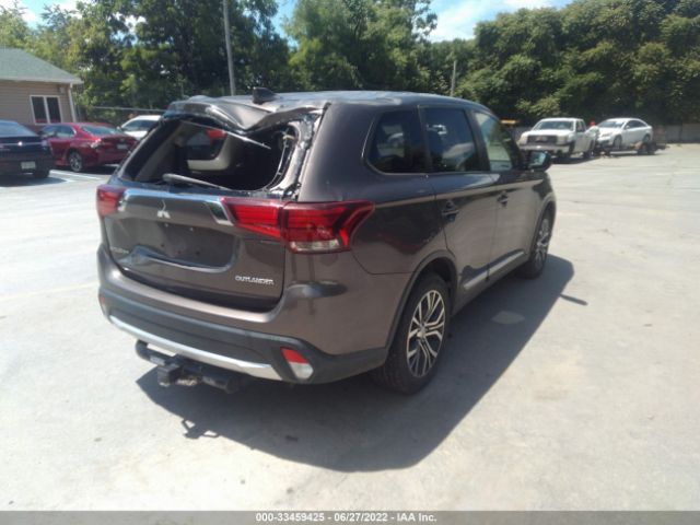 Photo 3 VIN: JA4AZ3A32JZ052127 - MITSUBISHI OUTLANDER 