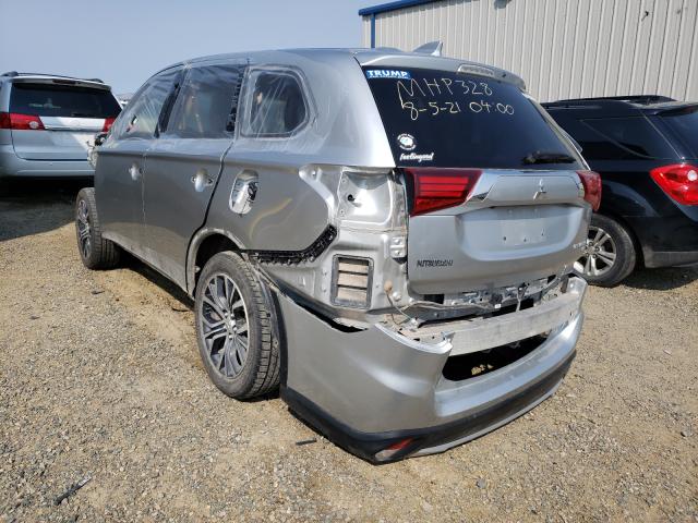 Photo 2 VIN: JA4AZ3A32JZ055500 - MITSUBISHI OUTLANDER 